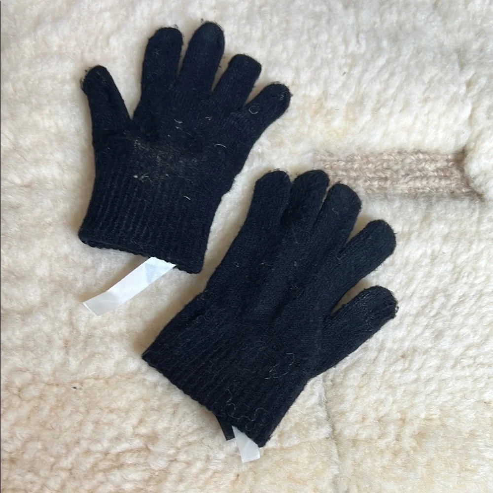 Kids Black Gloves (mittens) with Fun Text ~ #STAY COOL!